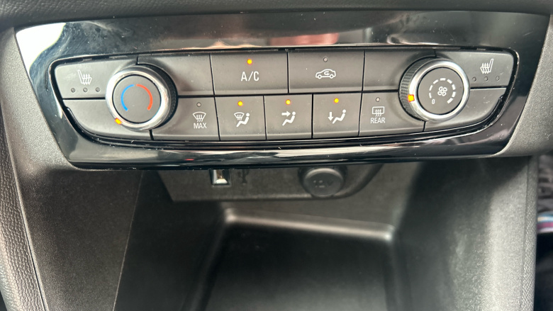 Vauxhall Corsa 1.2 SE Nav Premium 5dr Petrol Hatchback